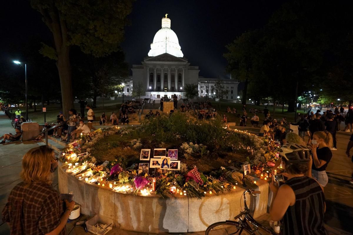 Agitators spark destruction Downtown after Madison's Black leaders, activists try for peace